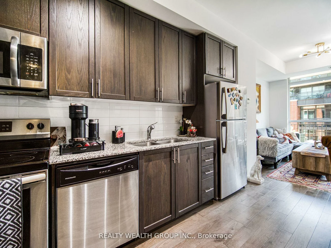 3091, Dufferin, Yorkdale-Glen Park, Toronto