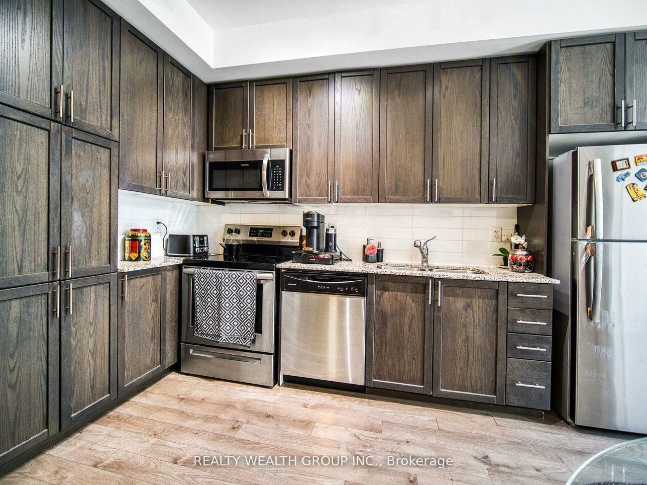 3091, Dufferin, Yorkdale-Glen Park, Toronto