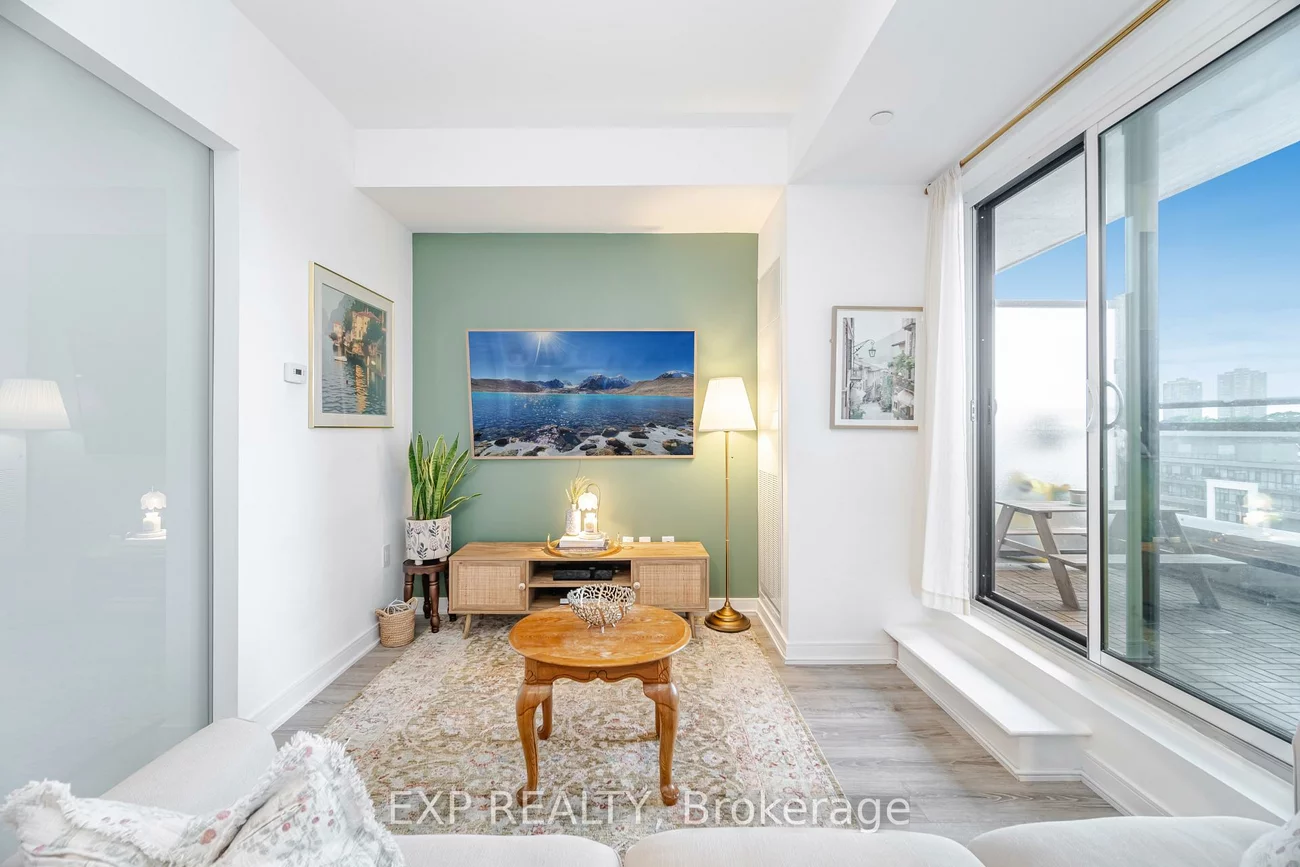 25, Neighbourhood, Stonegate-Queensway, Toronto