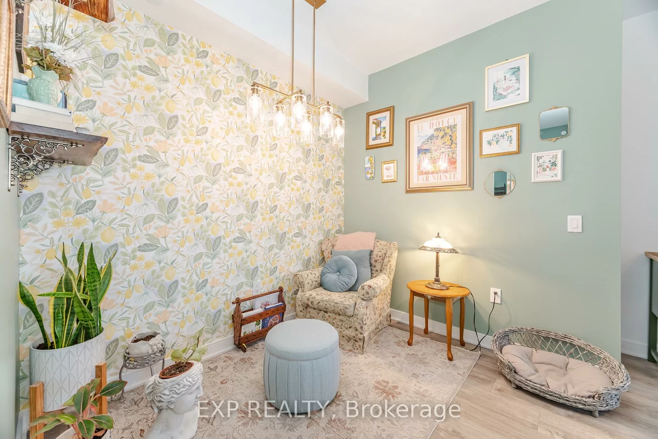 25, Neighbourhood, Stonegate-Queensway, Toronto
