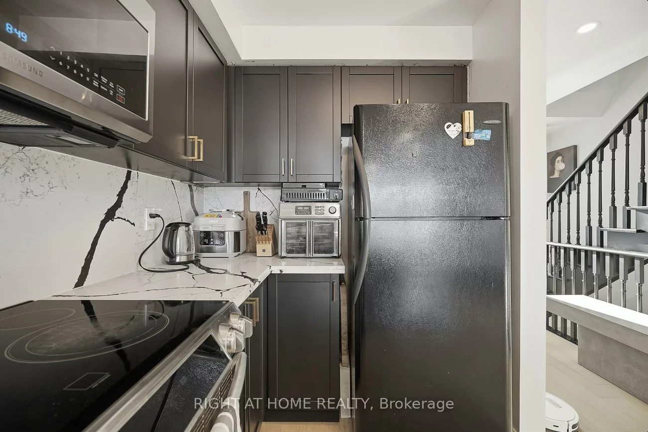 3400, Lake Shore, Long Branch, Toronto