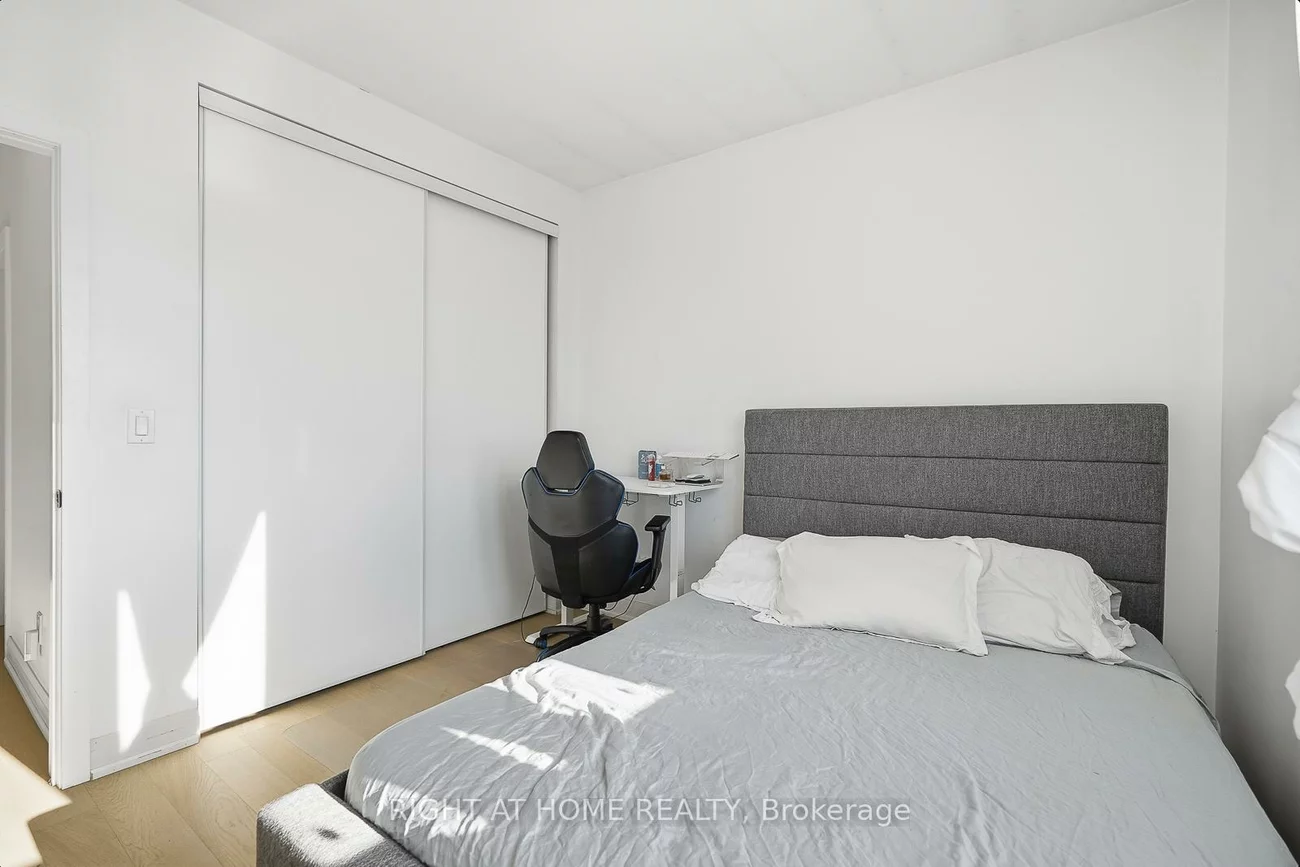 3400, Lake Shore, Long Branch, Toronto