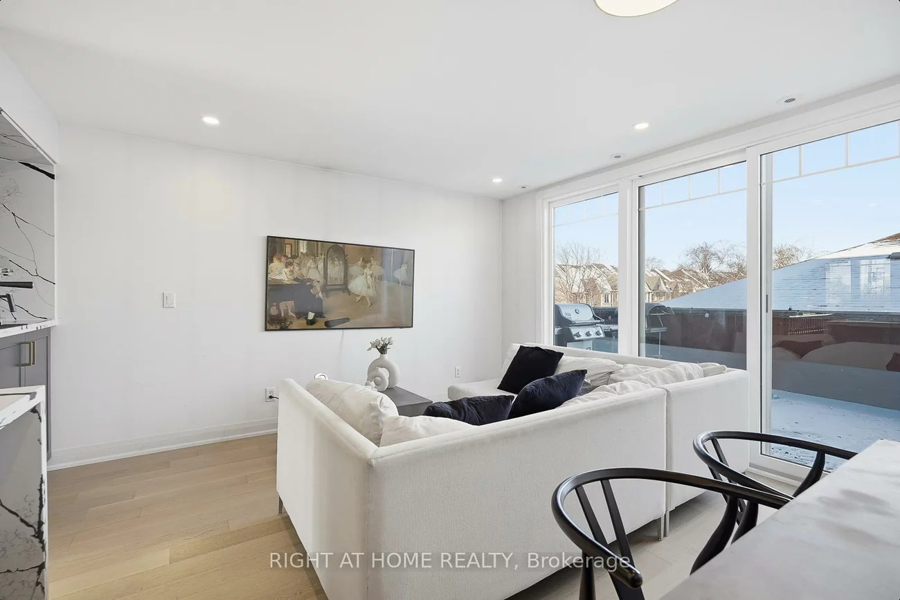 3400, Lake Shore, Long Branch, Toronto