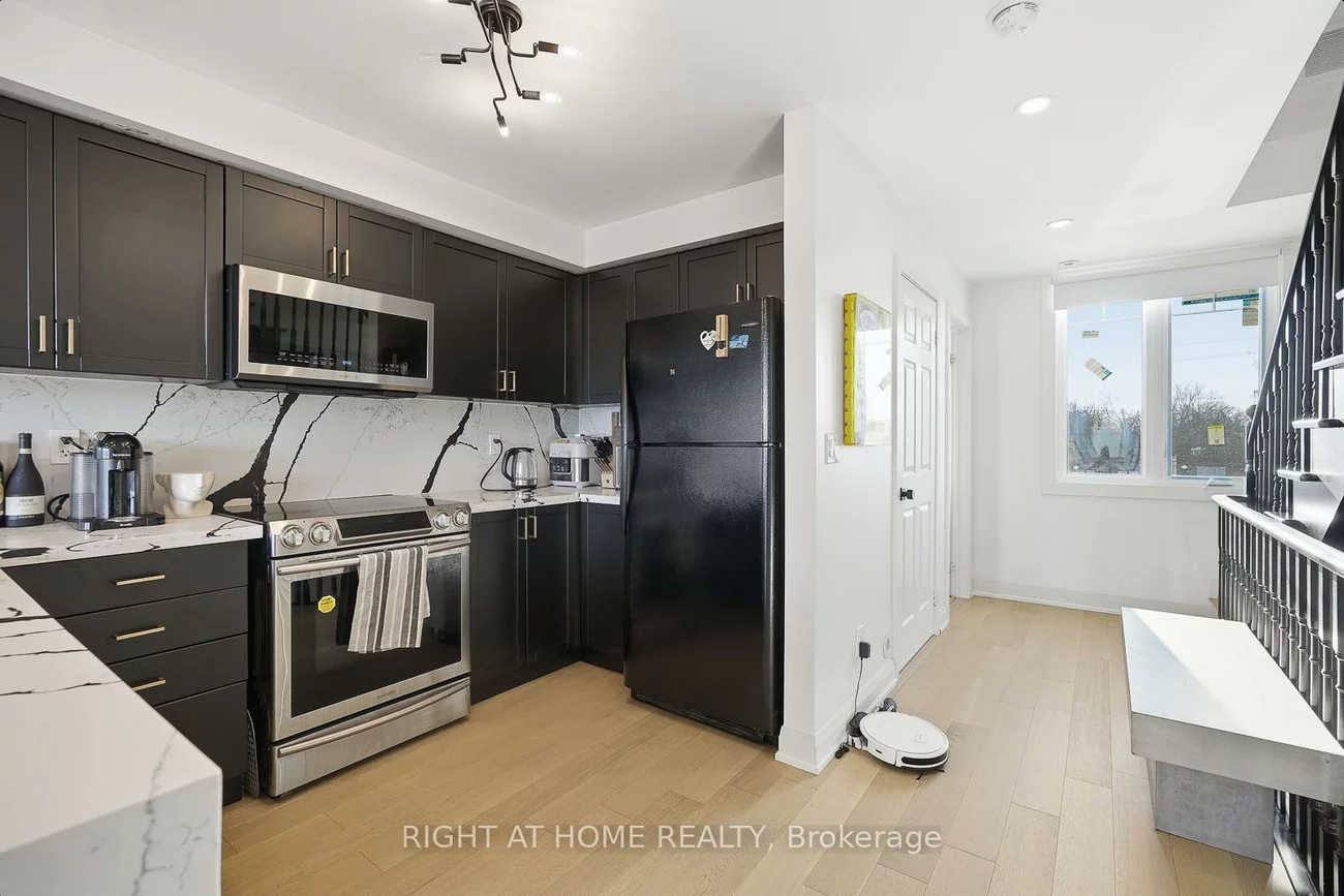 3400, Lake Shore, Long Branch, Toronto