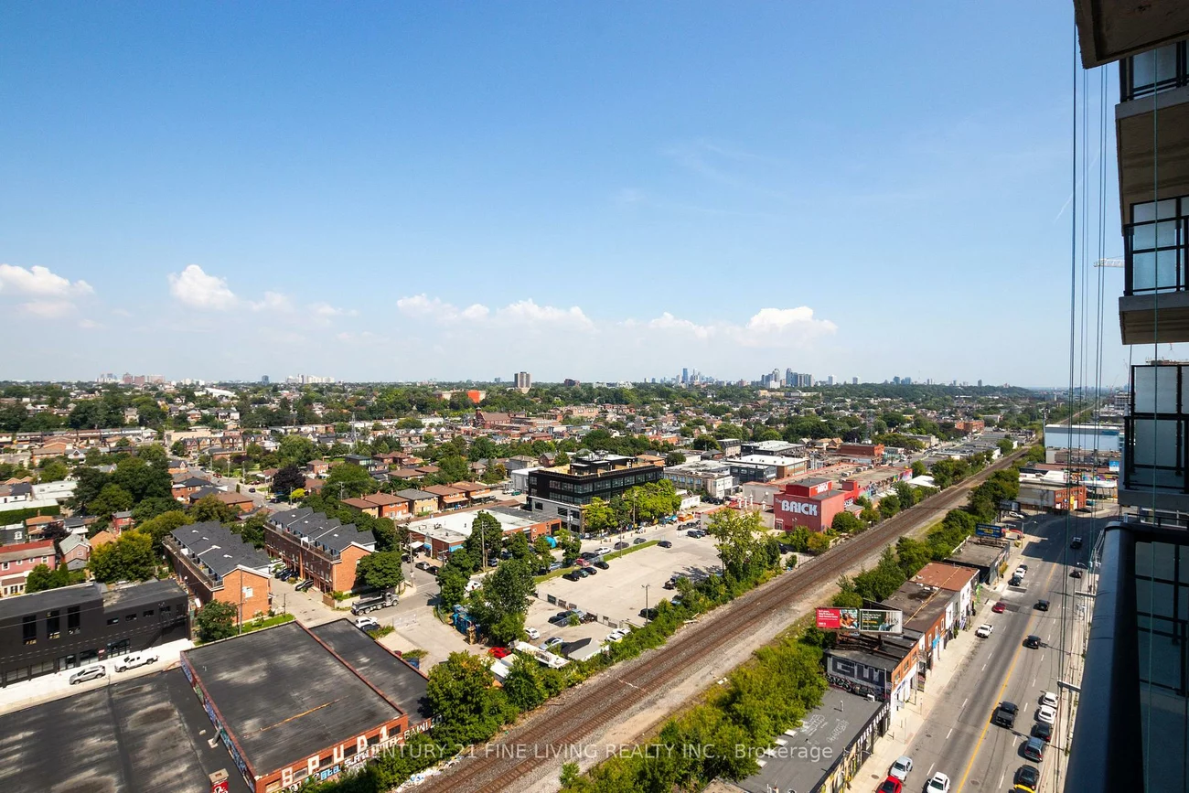 1285, DuPont, Dovercourt-Wallace Emerson-Junction, Toronto