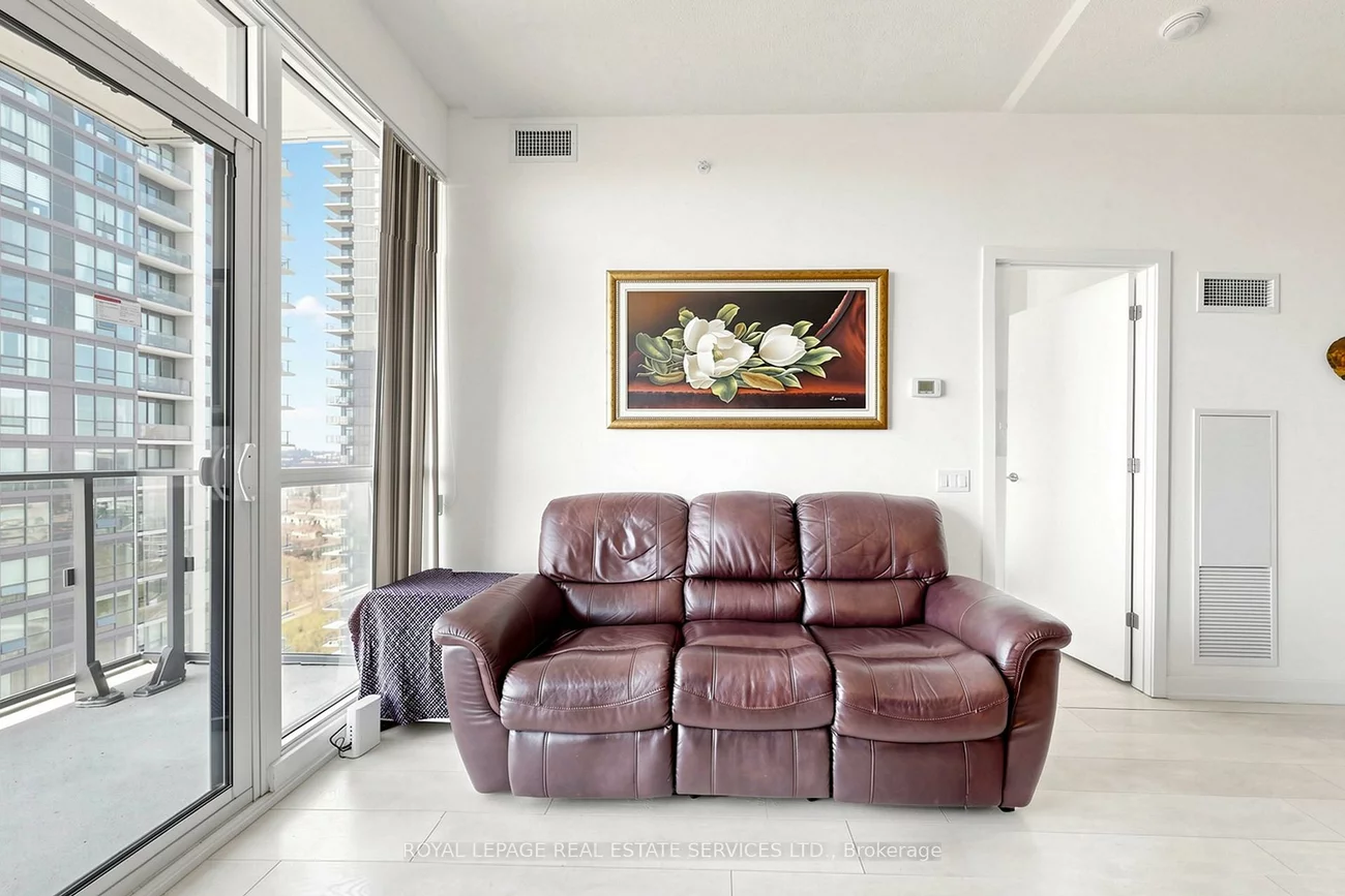 2200, Lake Shore, Mimico, Toronto