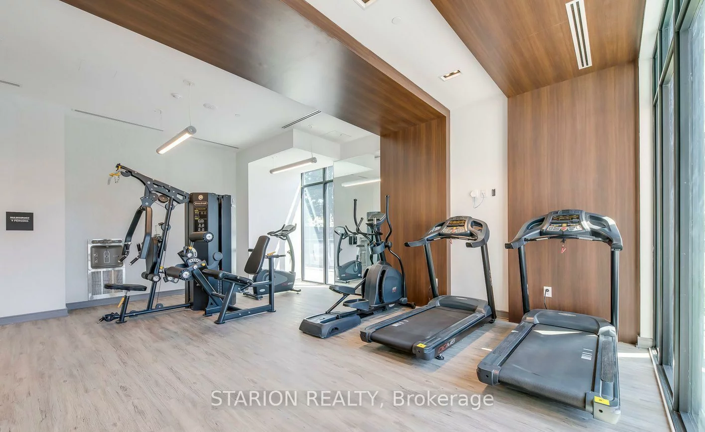 25, Neighbourhood, Stonegate-Queensway, Toronto