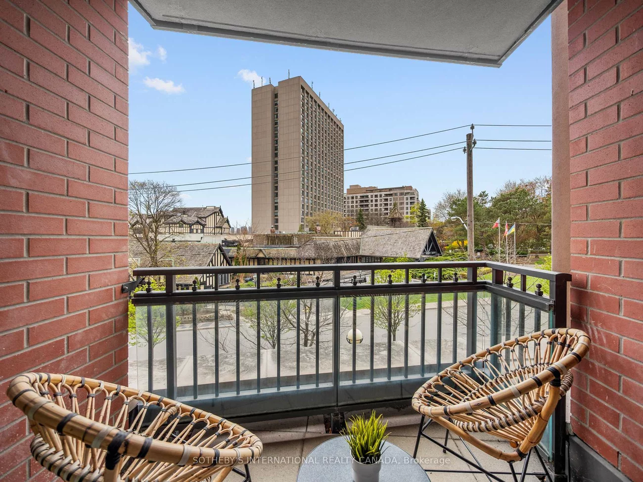 30, Old Mill, Kingsway South, Toronto