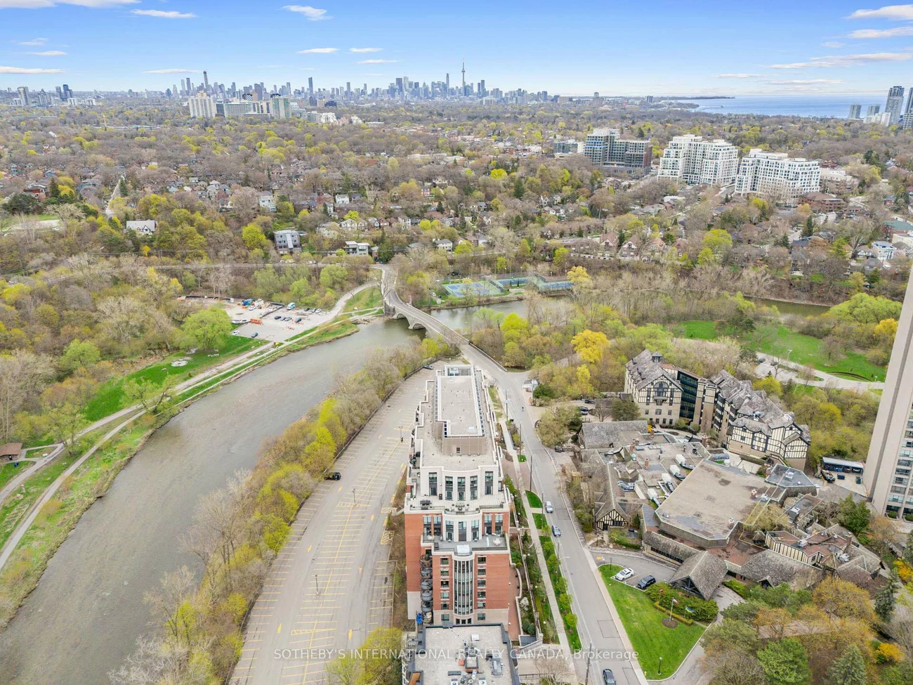 30, Old Mill, Kingsway South, Toronto