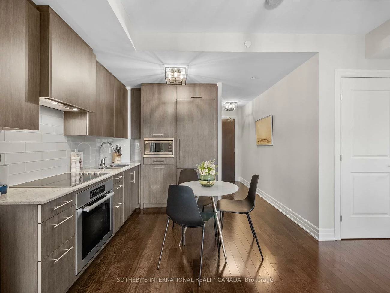 30, Old Mill, Kingsway South, Toronto