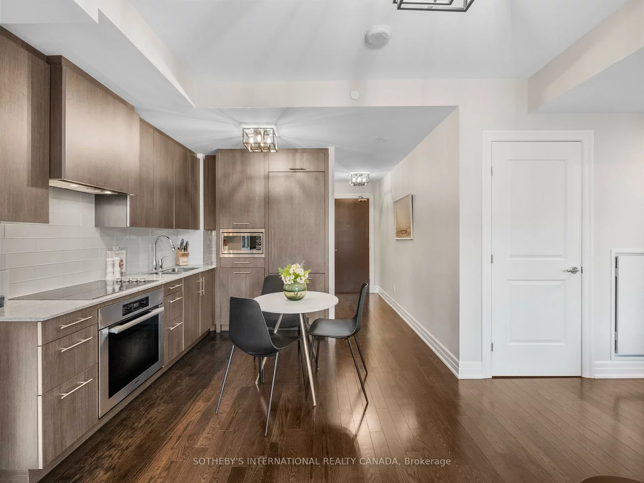 30, Old Mill, Kingsway South, Toronto