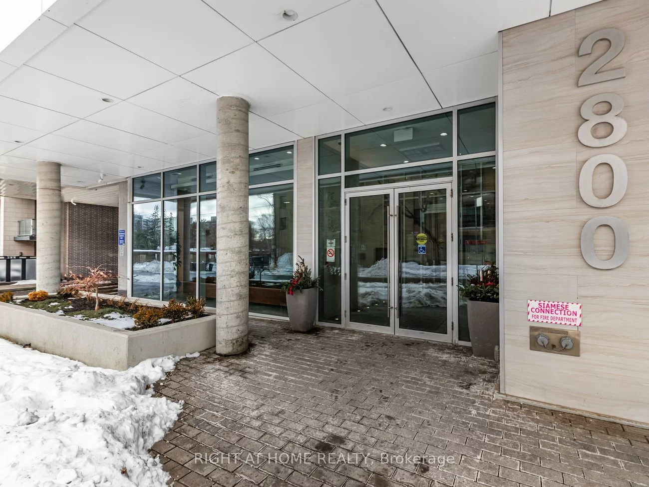 2800, Keele, Downsview-Roding-CFB, Toronto