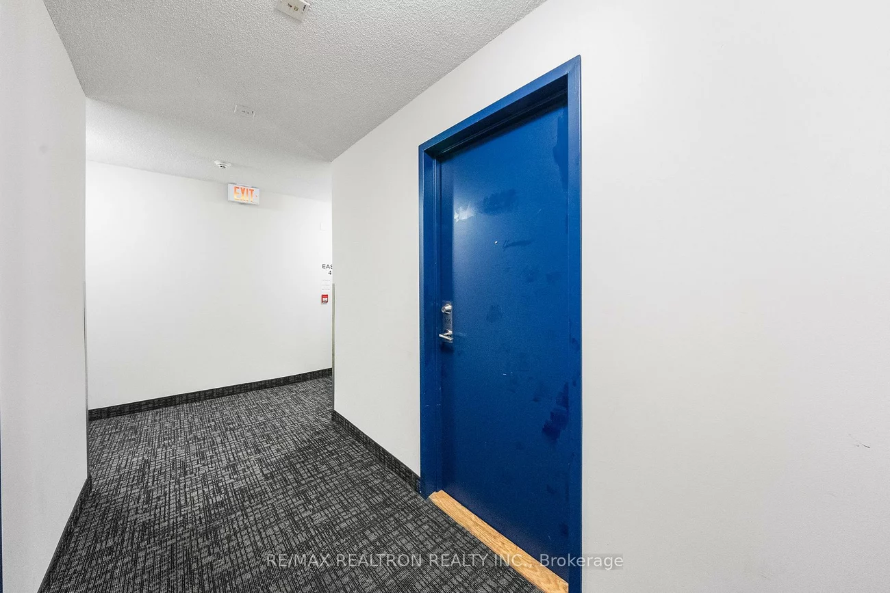 2464, Weston, Weston, Toronto