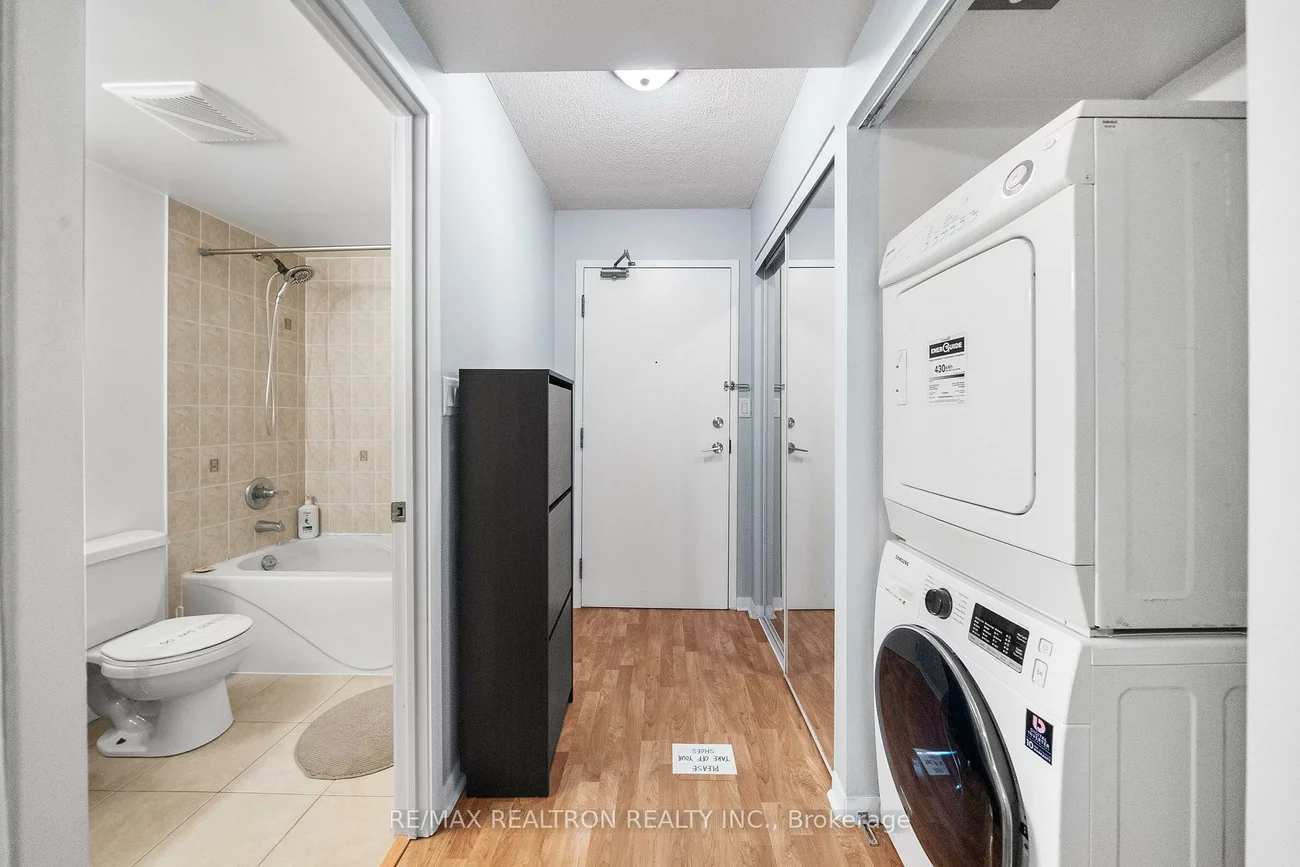 2464, Weston, Weston, Toronto