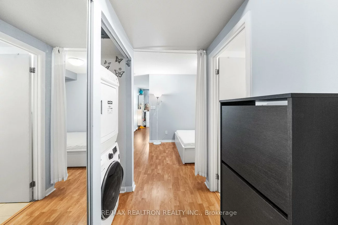 2464, Weston, Weston, Toronto