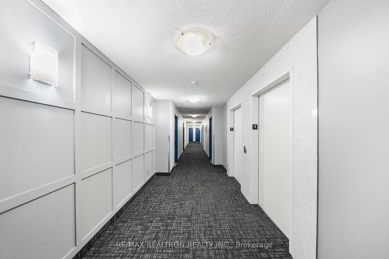 2464, Weston, Weston, Toronto