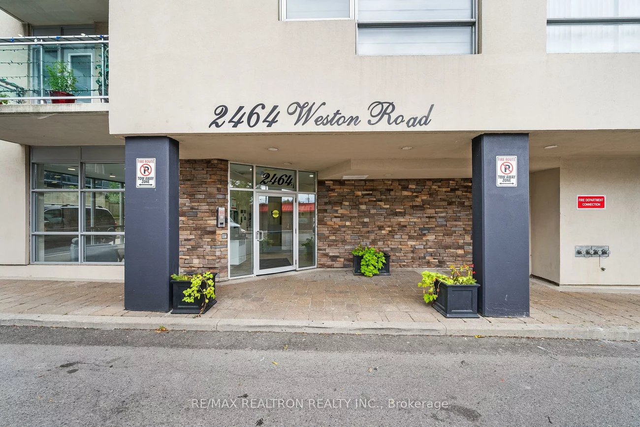 2464, Weston, Weston, Toronto