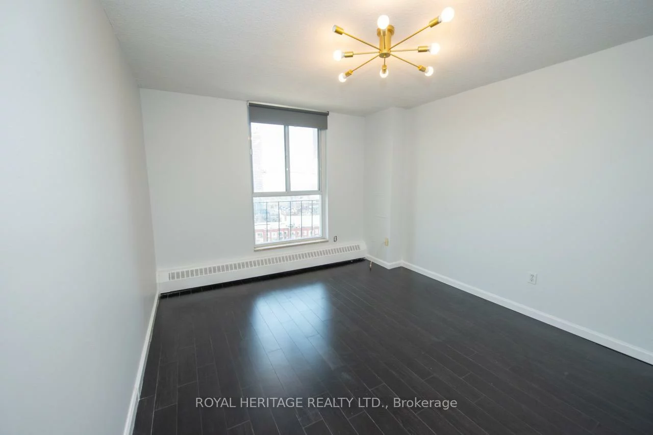 60, Southport, High Park-Swansea, Toronto