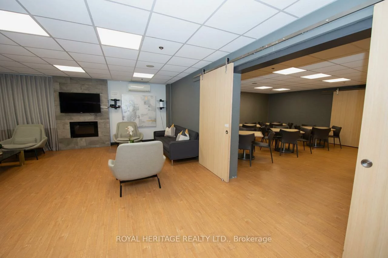 60, Southport, High Park-Swansea, Toronto