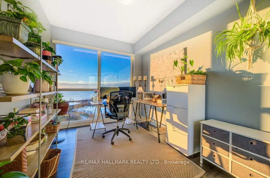 2200, Lakeshore, Mimico, Toronto