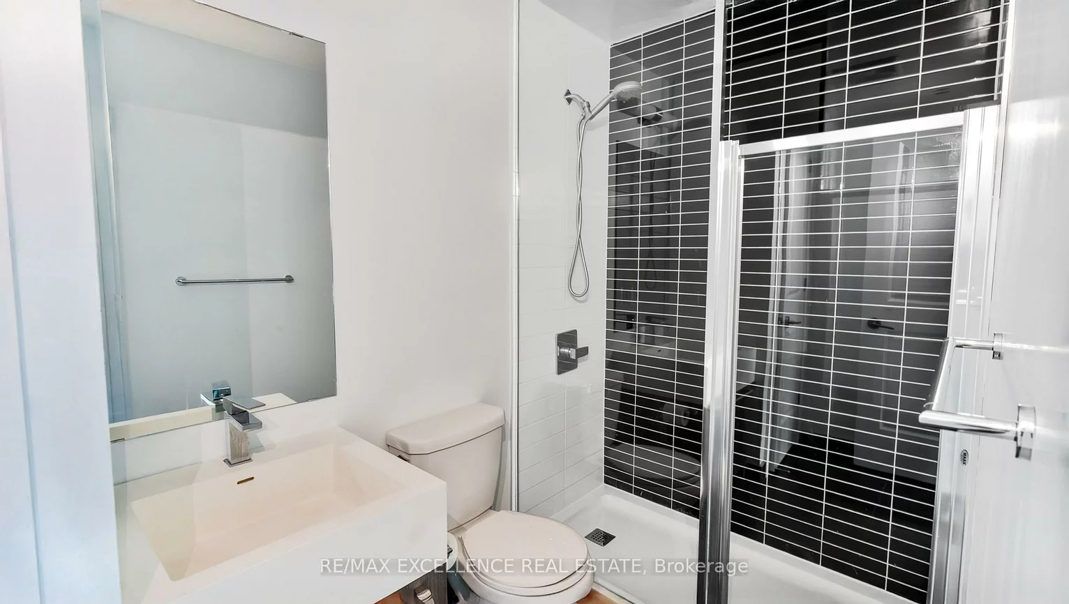 25, Neighbourhood, Stonegate-Queensway, Toronto