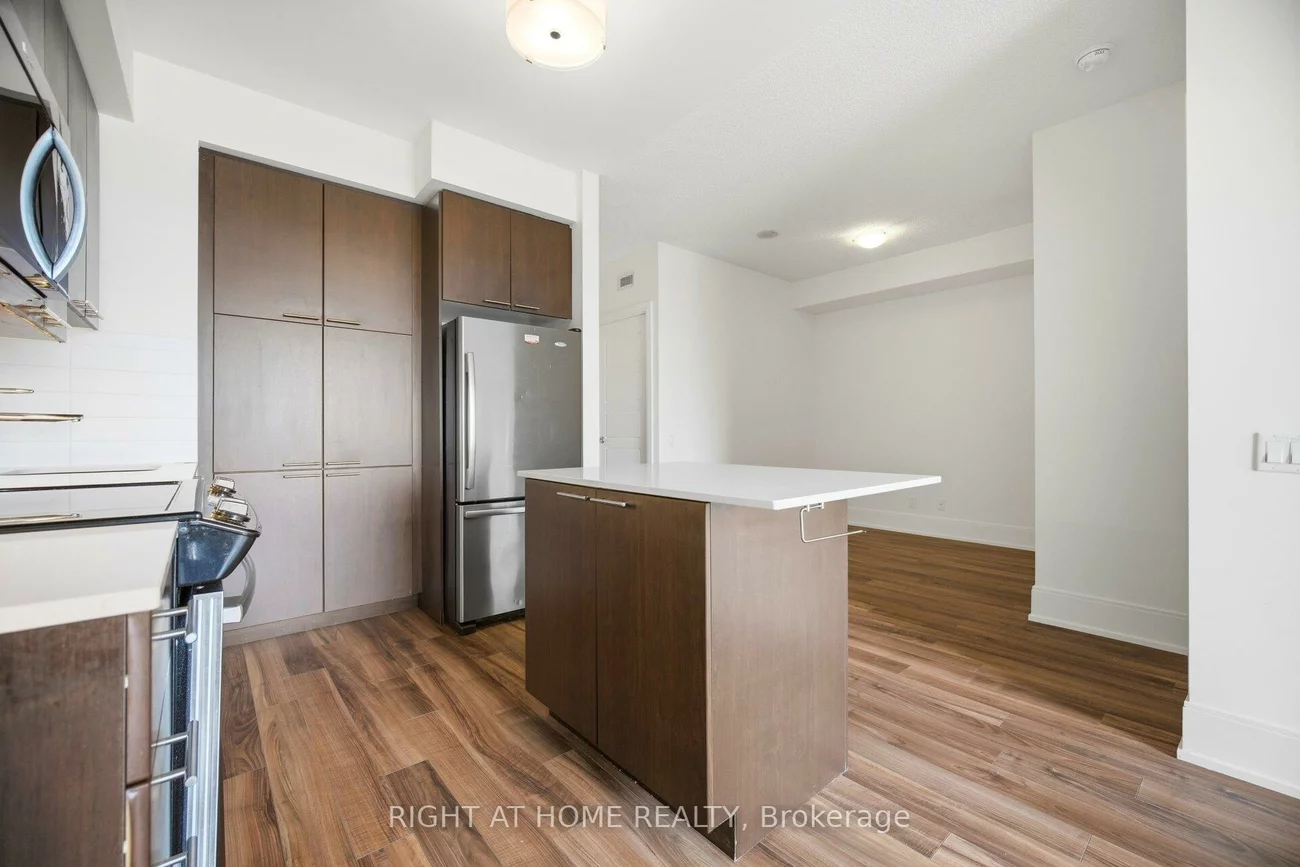 15, Viking, Islington-City Centre West, Toronto