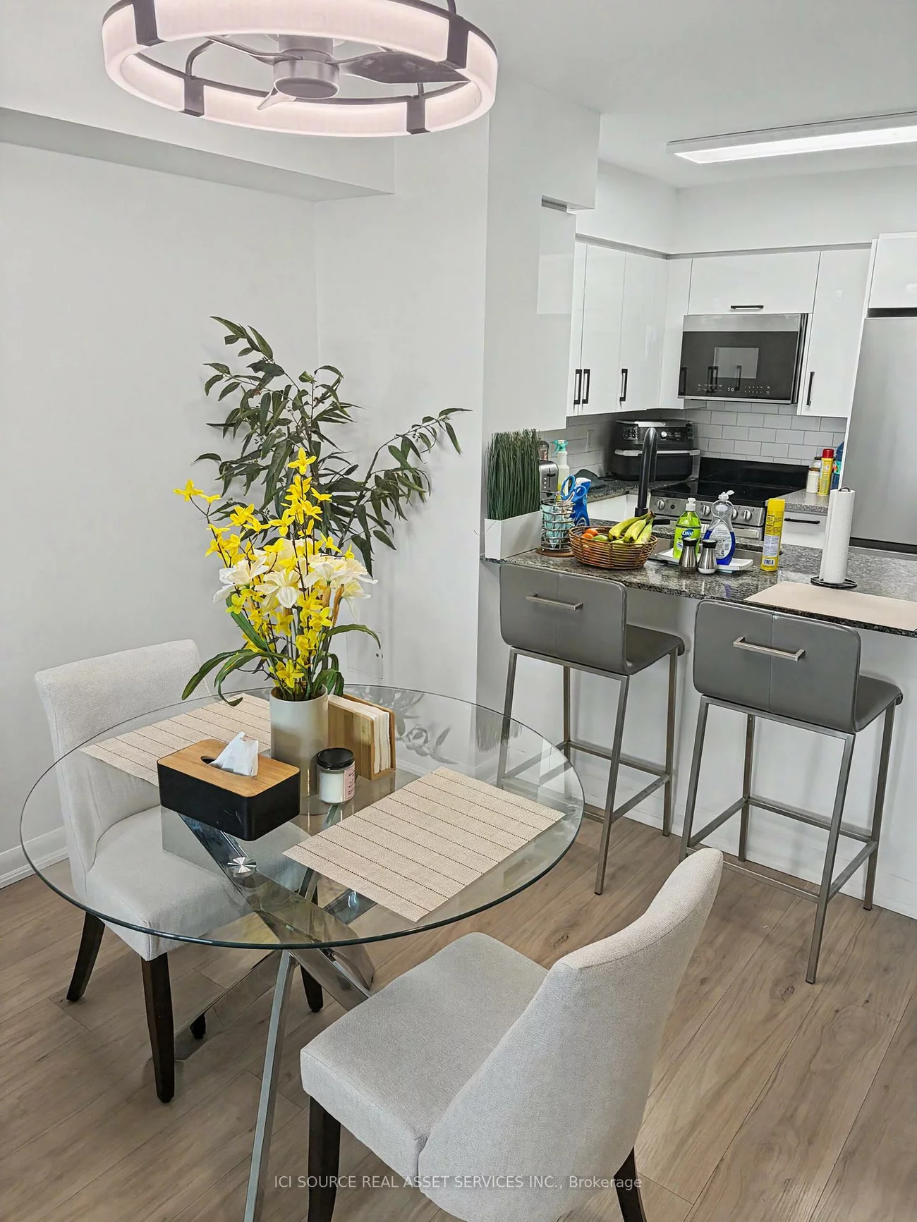 215, Sherway Gardens, Islington-City Centre West, Toronto