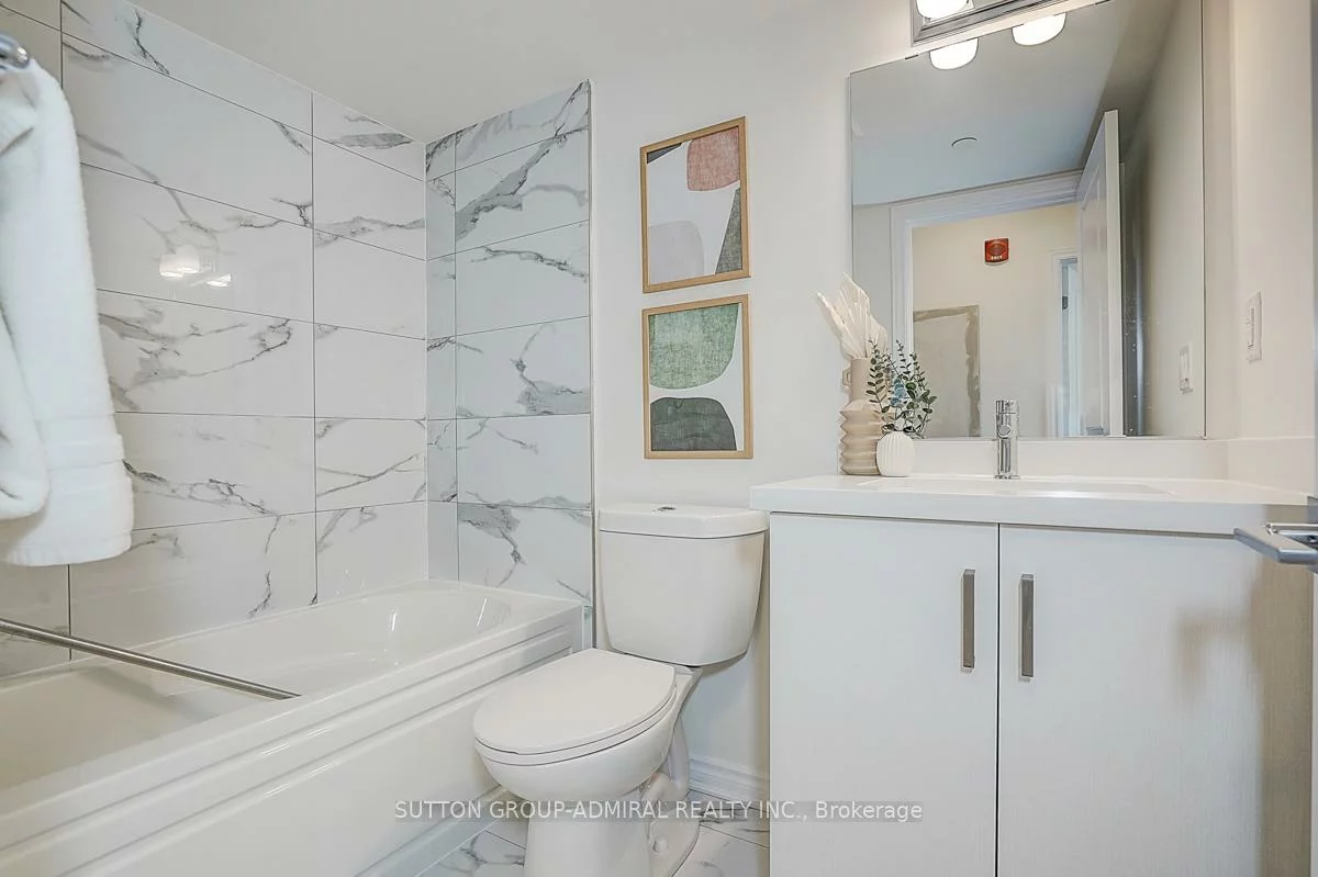 85, Eastwood Park, Long Branch, Toronto