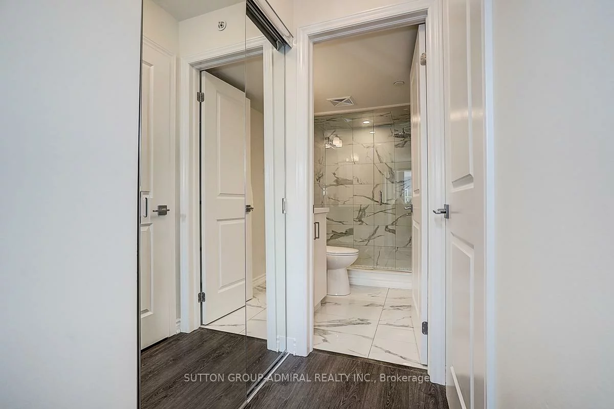 85, Eastwood Park, Long Branch, Toronto