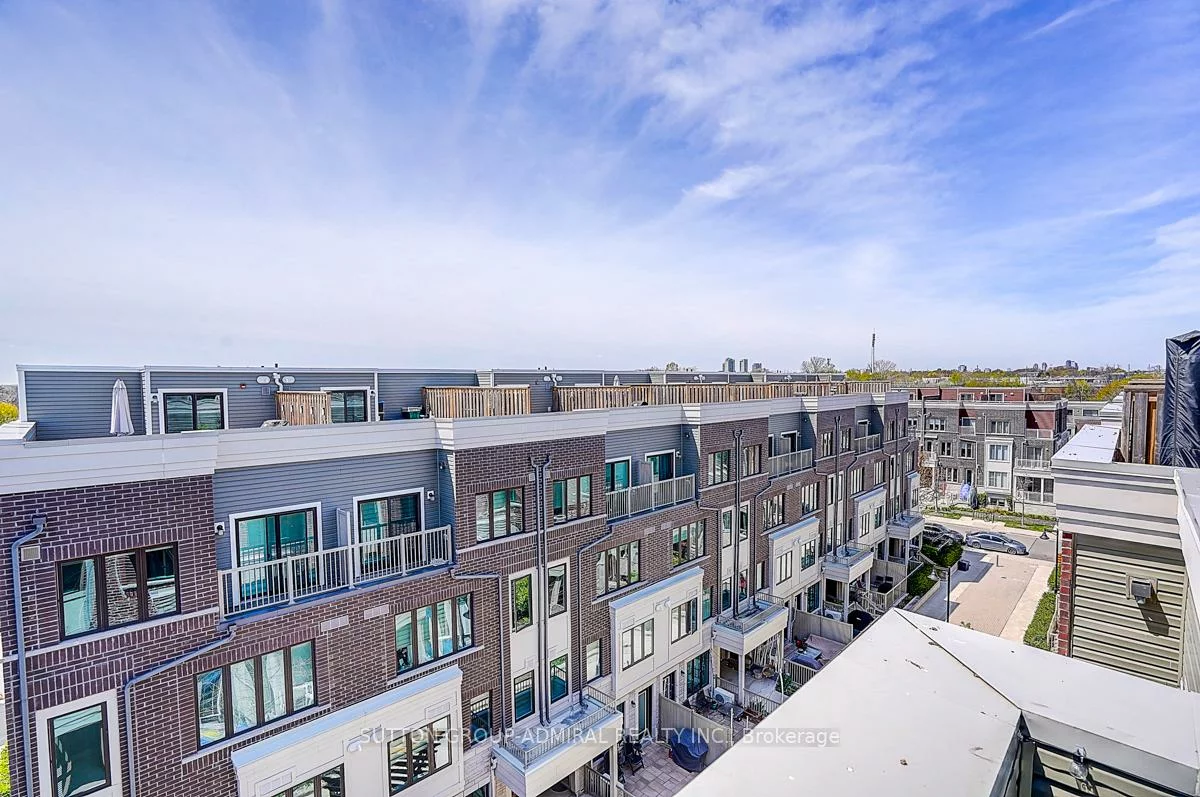 85, Eastwood Park, Long Branch, Toronto