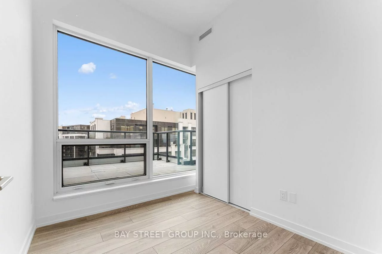1100, Sheppard, York University Heights, Toronto