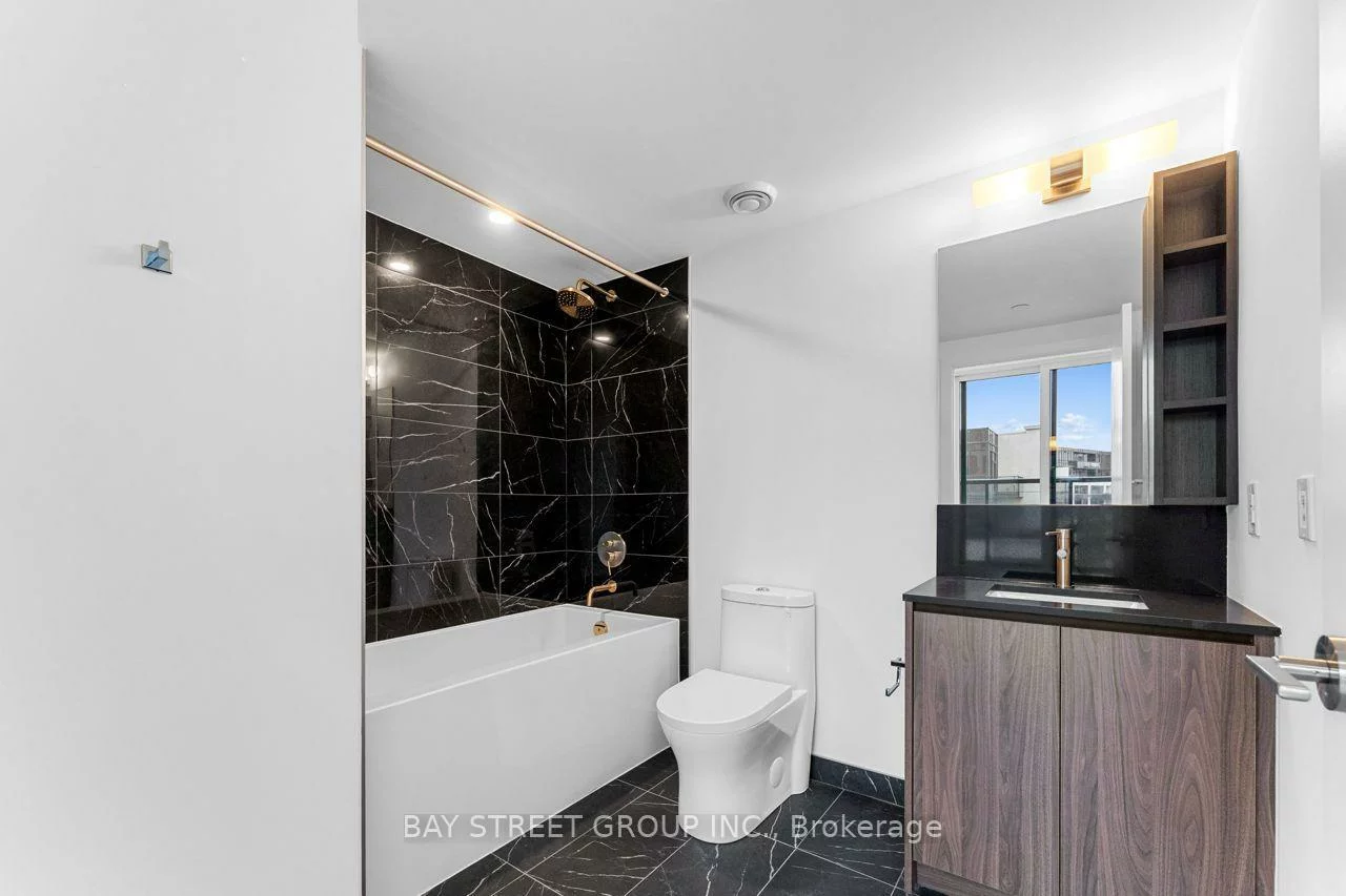 1100, Sheppard, York University Heights, Toronto