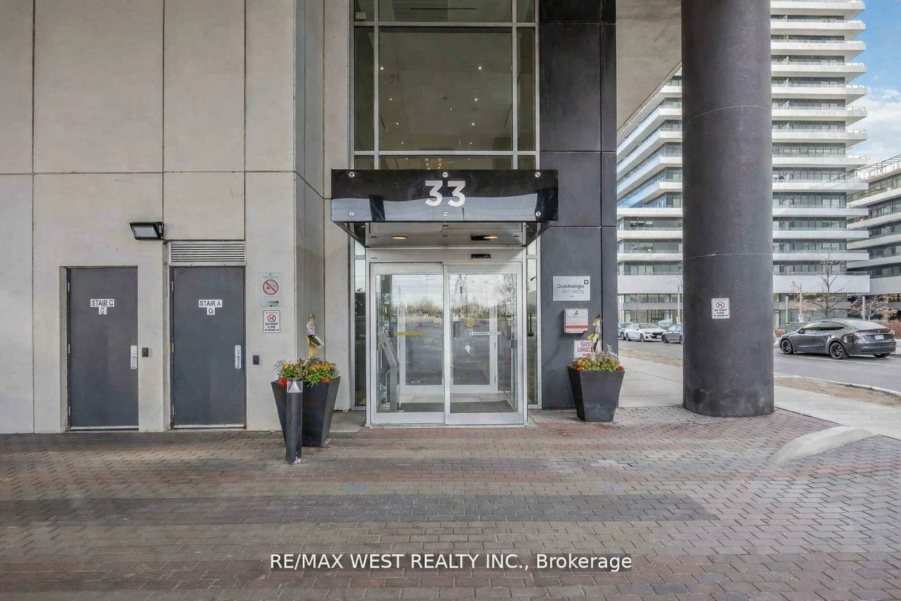 33, Shore Breeze, Mimico, Toronto