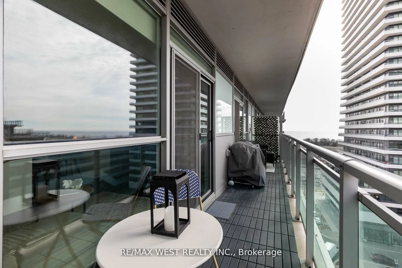 33, Shore Breeze, Mimico, Toronto