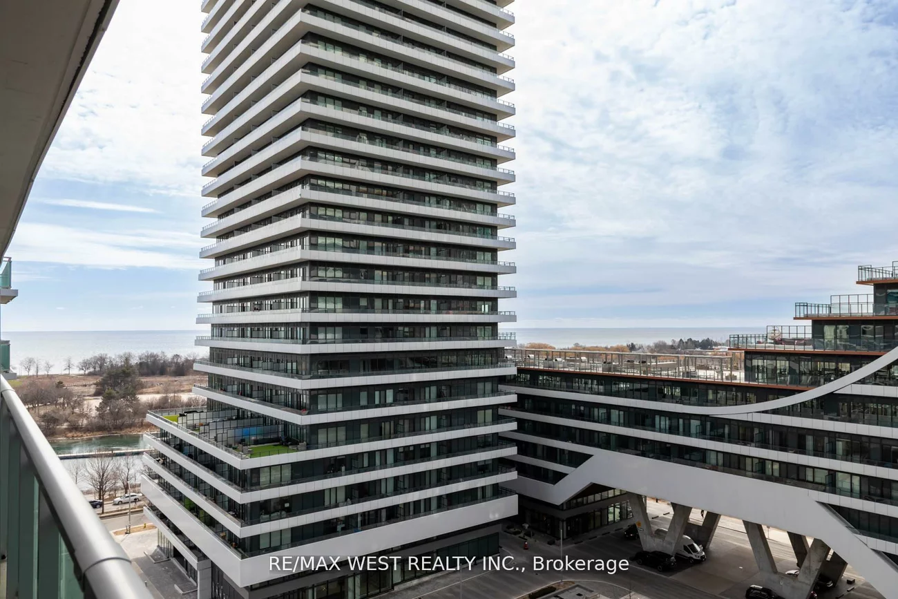 33, Shore Breeze, Mimico, Toronto