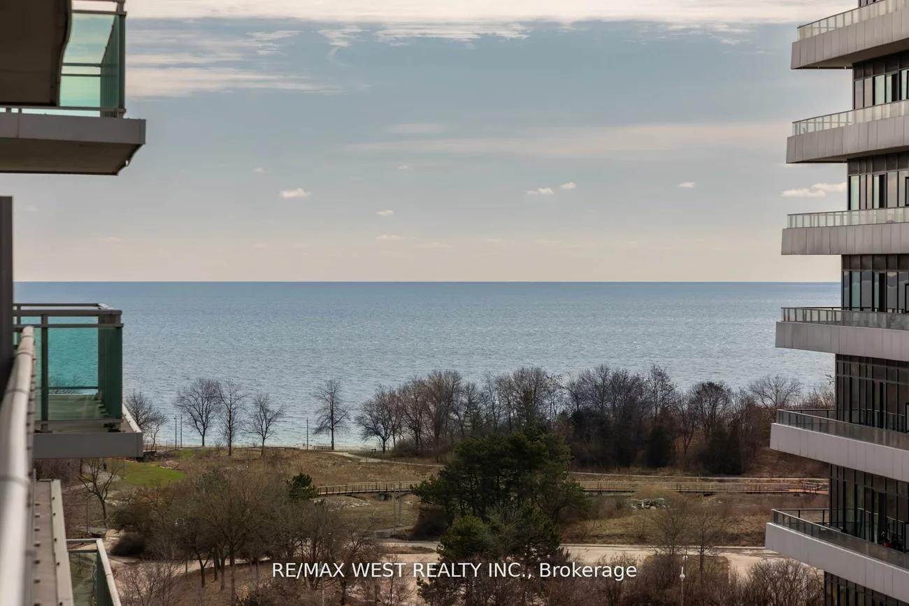 33, Shore Breeze, Mimico, Toronto