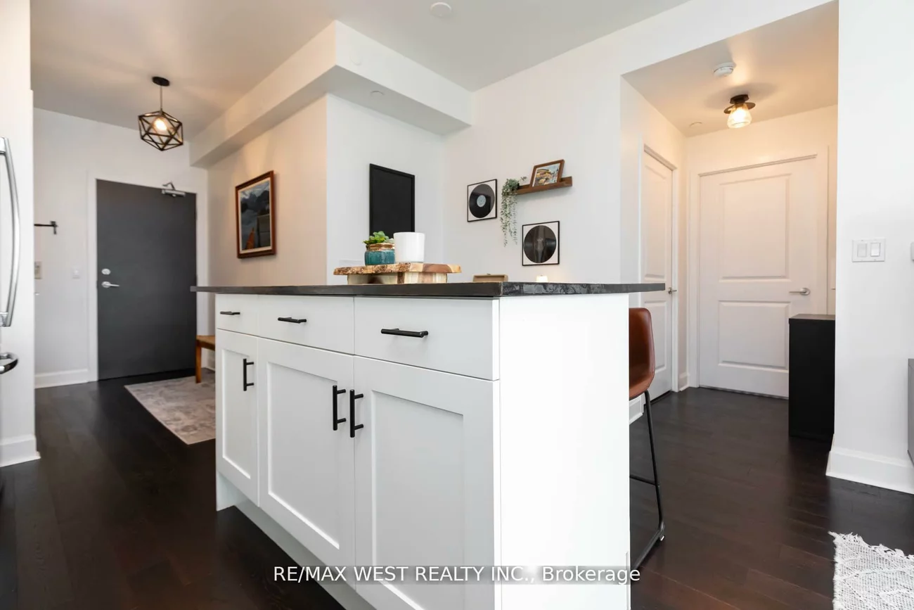 33, Shore Breeze, Mimico, Toronto