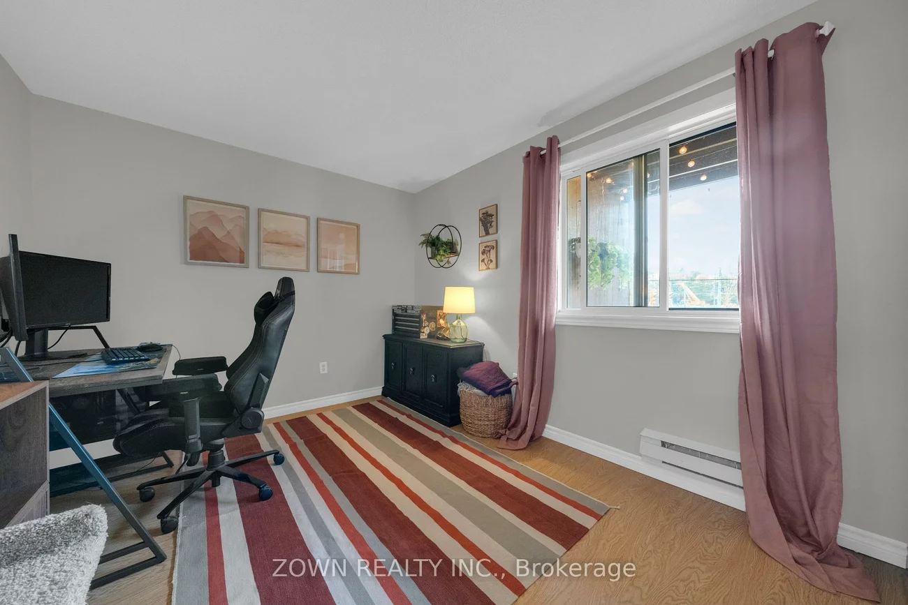 3835, Lakeshore, Long Branch, Toronto