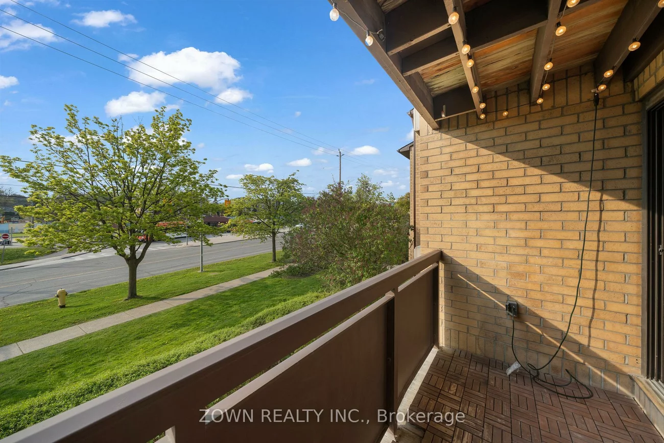 3835, Lakeshore, Long Branch, Toronto