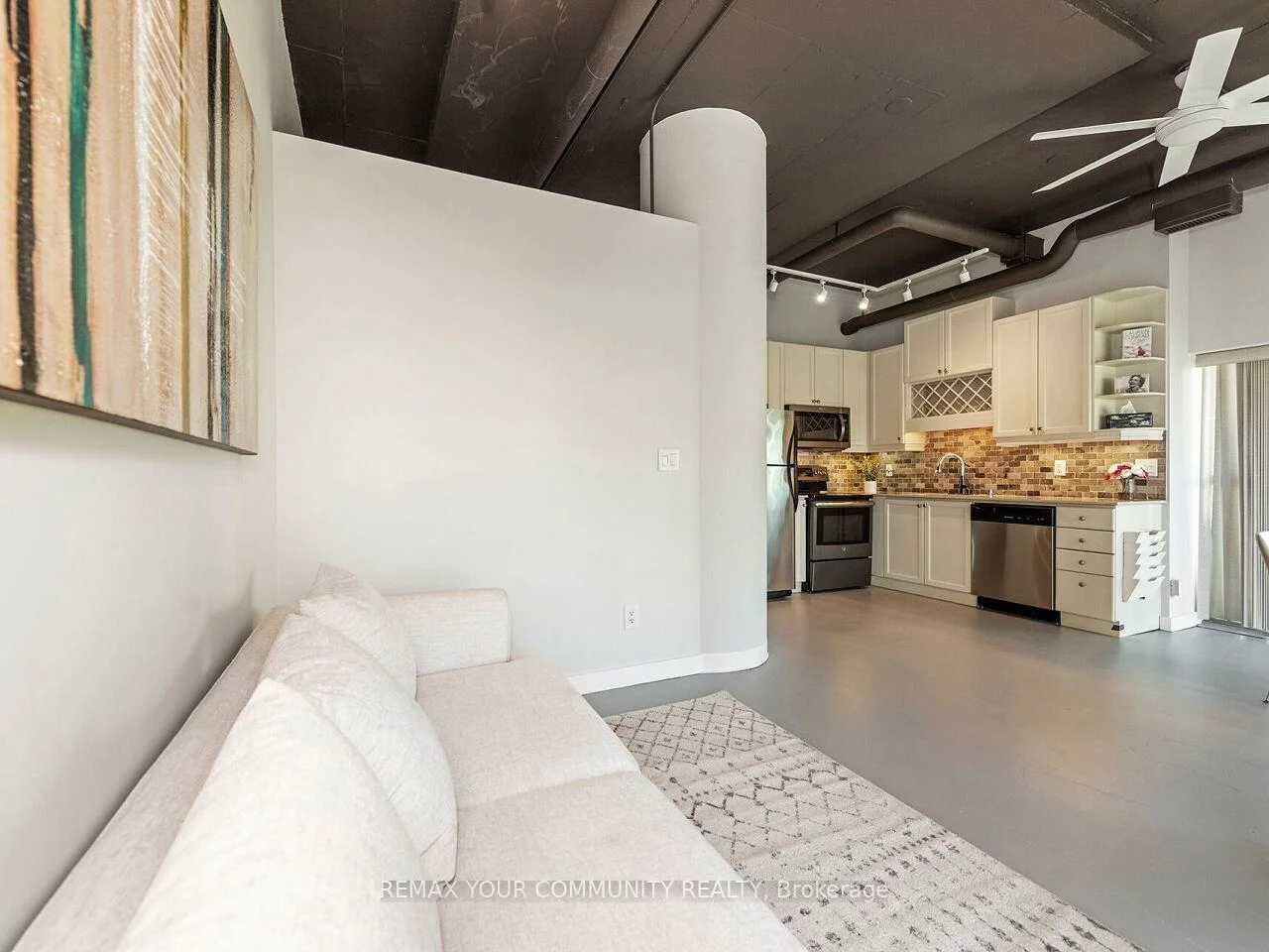 2, Fieldway, Islington-City Centre West, Toronto