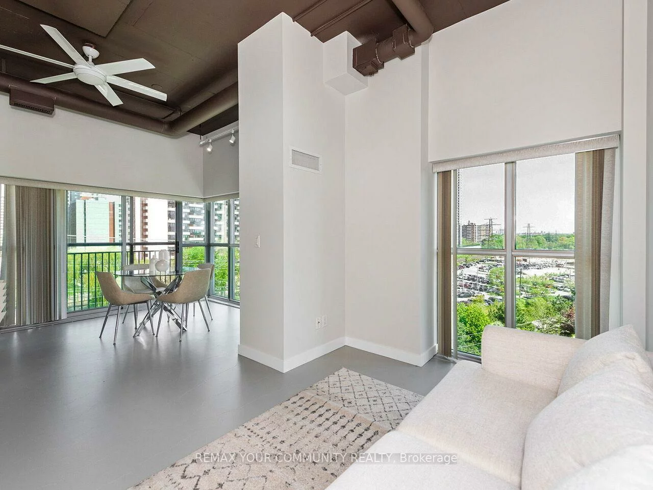 2, Fieldway, Islington-City Centre West, Toronto