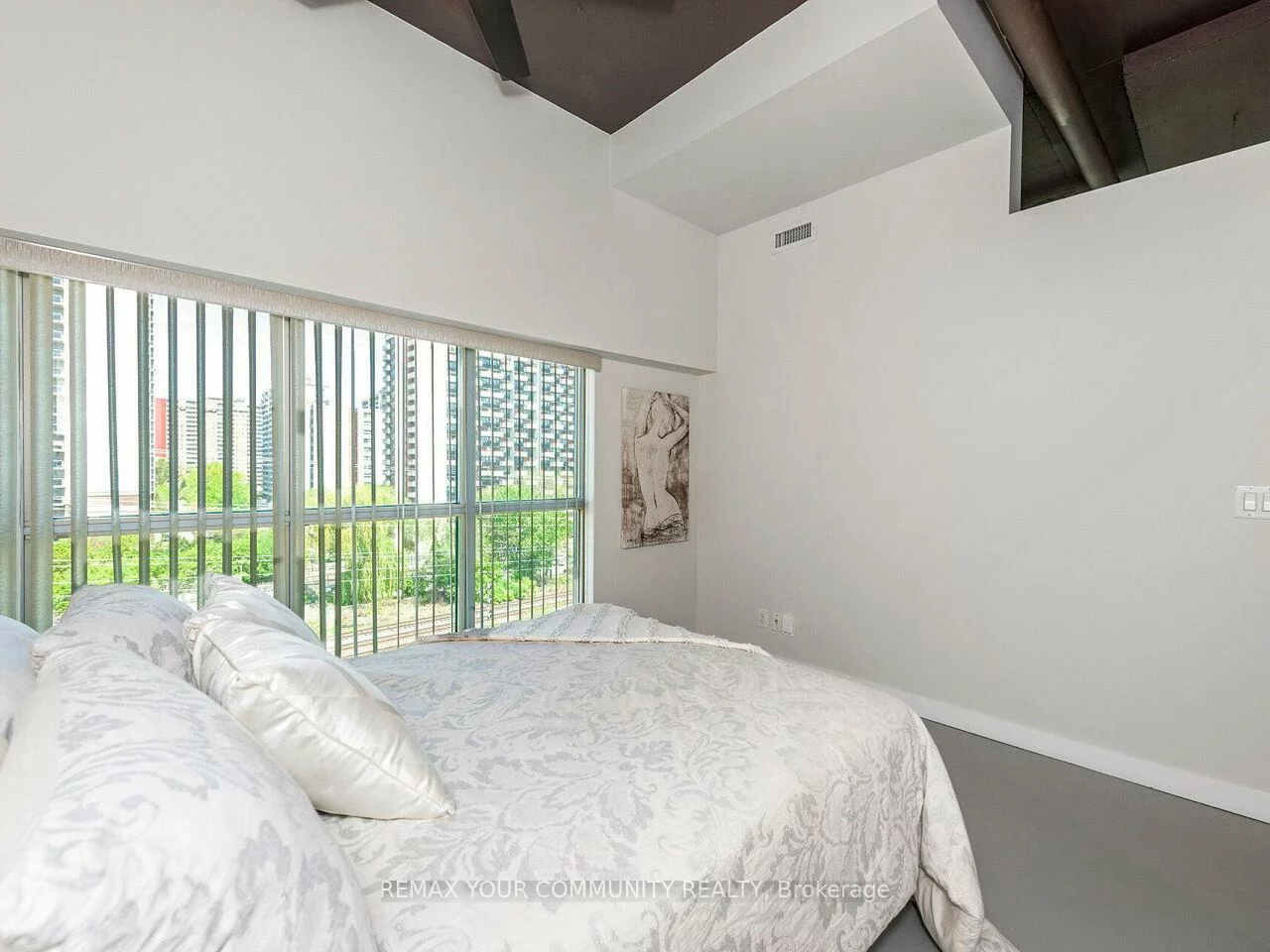2, Fieldway, Islington-City Centre West, Toronto