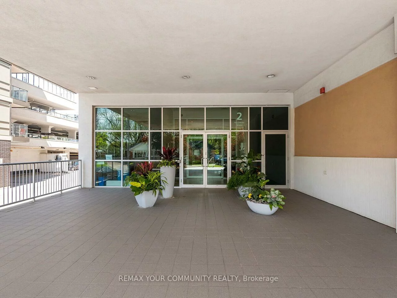 2, Fieldway, Islington-City Centre West, Toronto