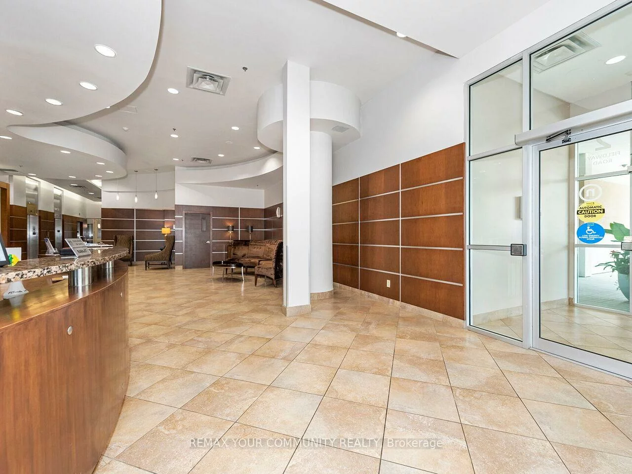 2, Fieldway, Islington-City Centre West, Toronto