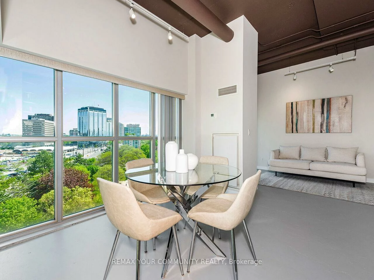 2, Fieldway, Islington-City Centre West, Toronto