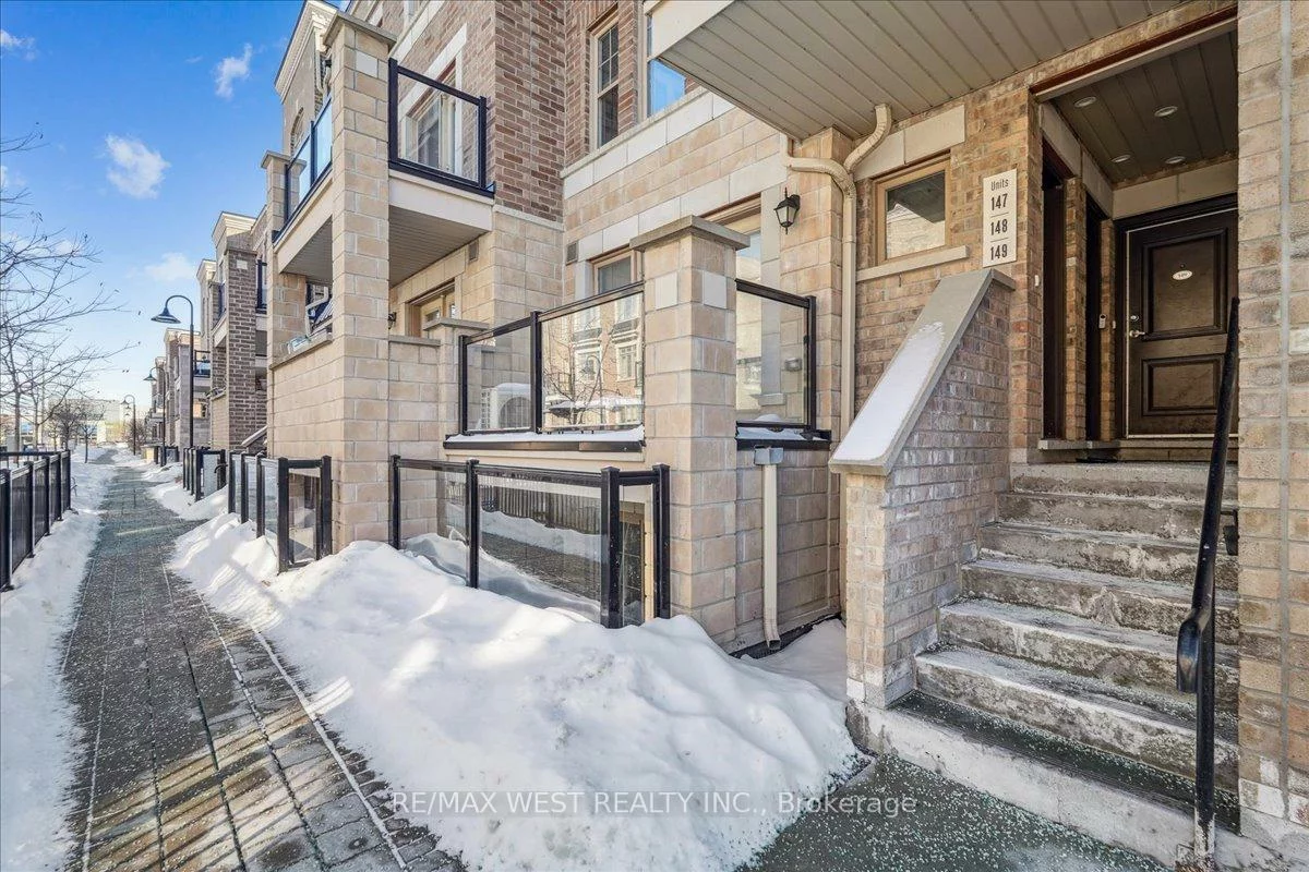 80, Parrotta, Humberlea-Pelmo Park W5, Toronto