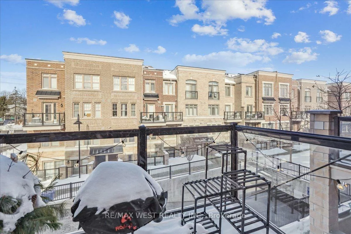 80, Parrotta, Humberlea-Pelmo Park W5, Toronto