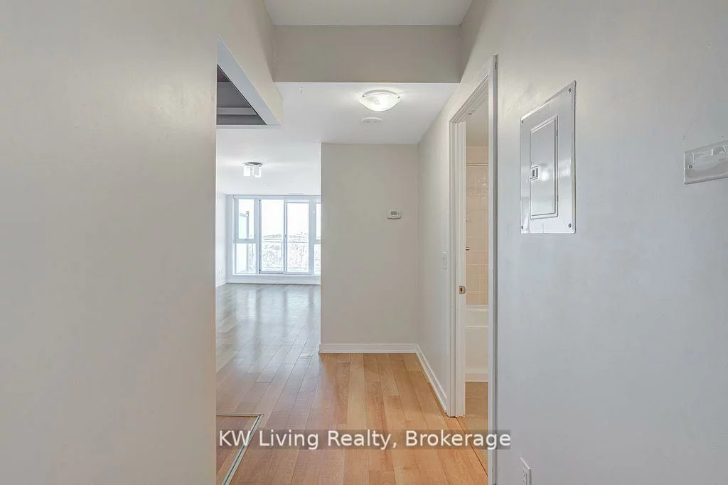 16, McAdam, Yorkdale-Glen Park, Toronto