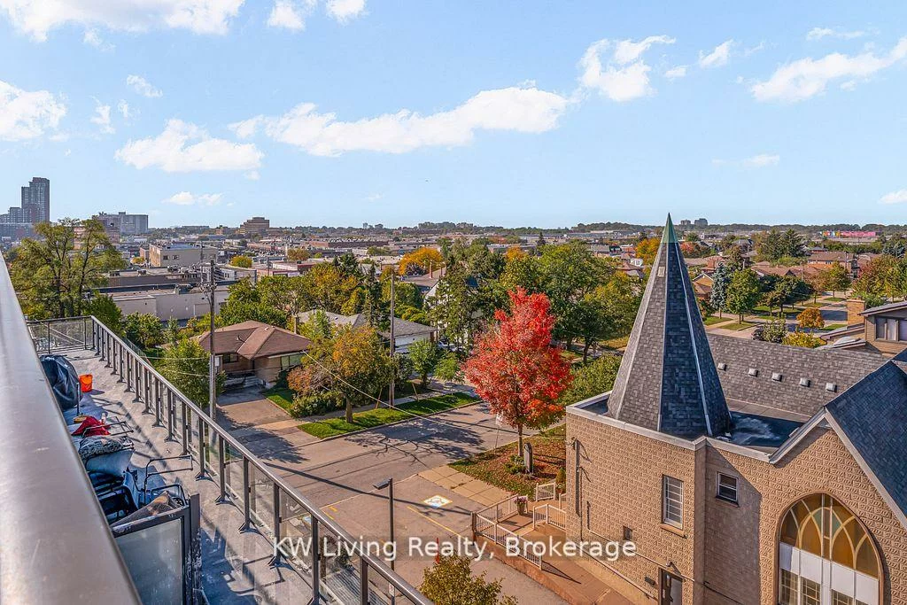 16, McAdam, Yorkdale-Glen Park, Toronto