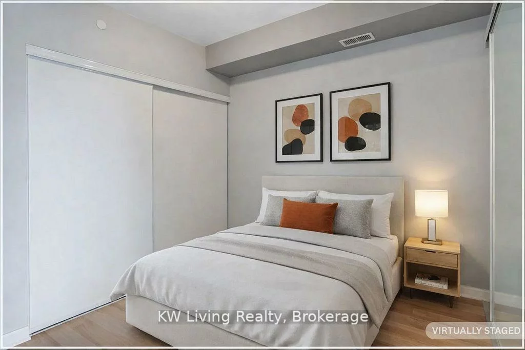 16, McAdam, Yorkdale-Glen Park, Toronto